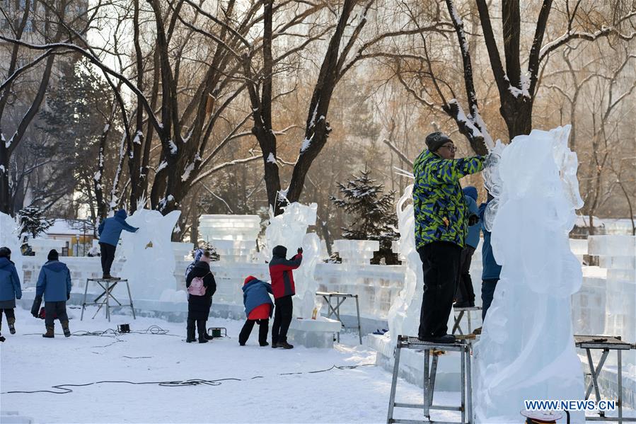 CHINA-HARBIN-ICE SCULPTURE-COMPETITION (CN) 