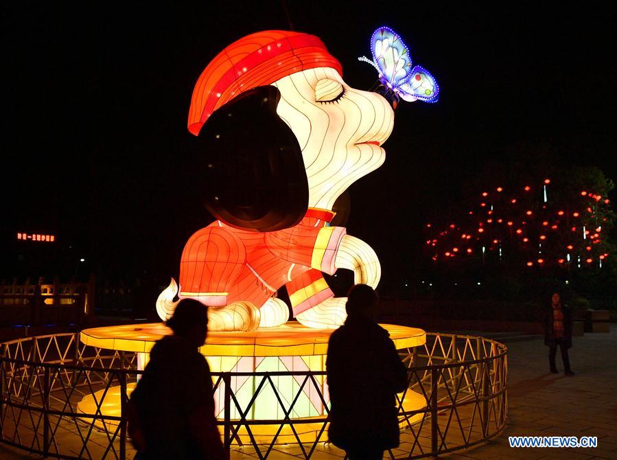 #CHINA-HUBEI-XUANEN-LANTERN (CN)