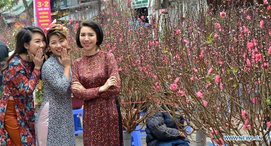 VIETNAM-HANOI-SPRING FESTIVAL-PREPARATIONS 