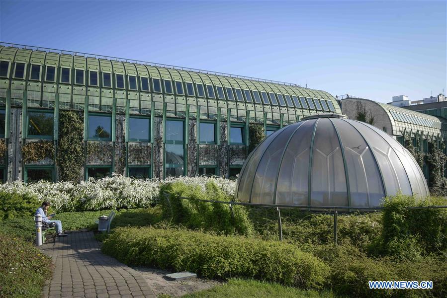 POLAND-WARSAW-LIBRARY