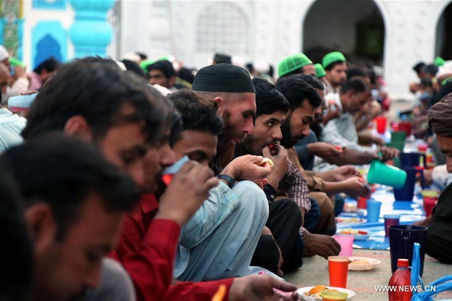 PAKISTAN-RAWALPINDI-RAMADAN