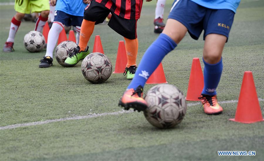 #CHINA-STUDENTS-FOOTBALL (CN)