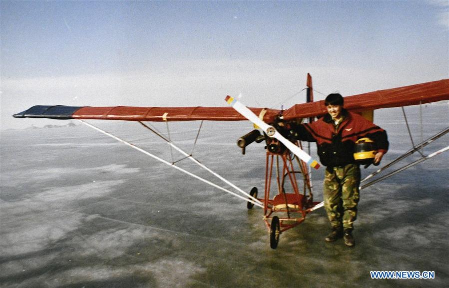 CHINA-NINGXIA-YINCHUAN-FARMER-PILOT (CN)