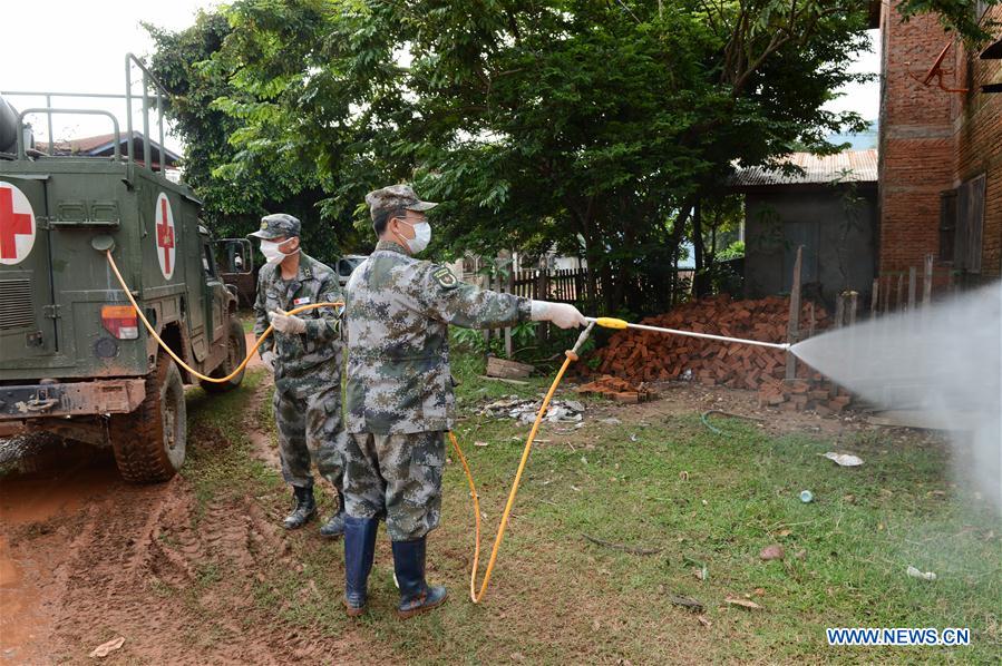 LAOS-SANAMXAY-CHINA-PLA-PEACE TRAIN-MEDICAL TEAM-TREATMENT