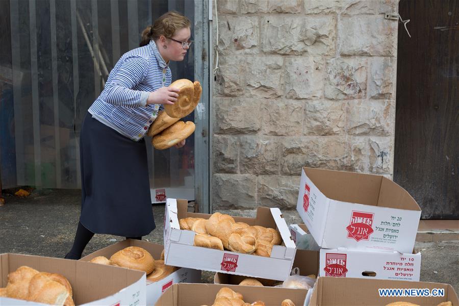 MIDEAST-JERUSALEM-JEWISH NEW YEAR-PREPARATION