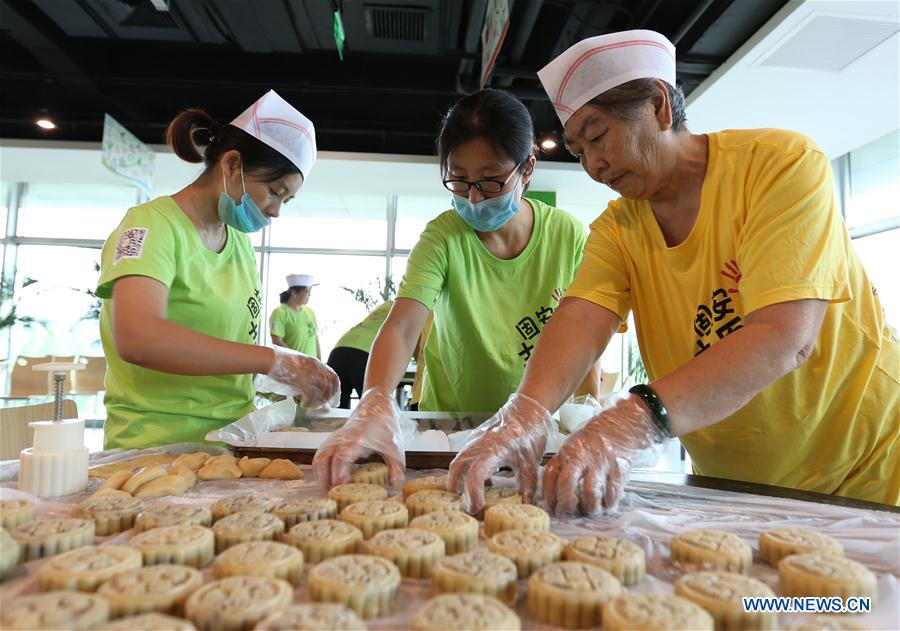 #CHINA-HEBEI-GU'AN-MID-AUTUMN FESTIVAL-MOONCAKE (CN)