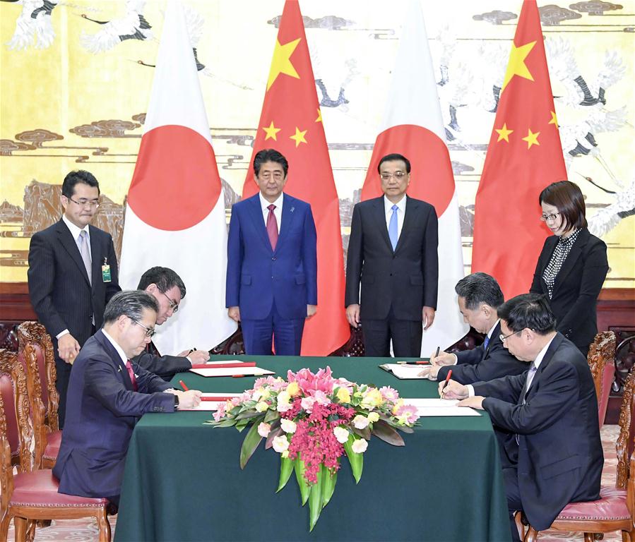 CHINA-BEIJING-LI KEQIANG-SHINZO ABE-TALKS (CN)