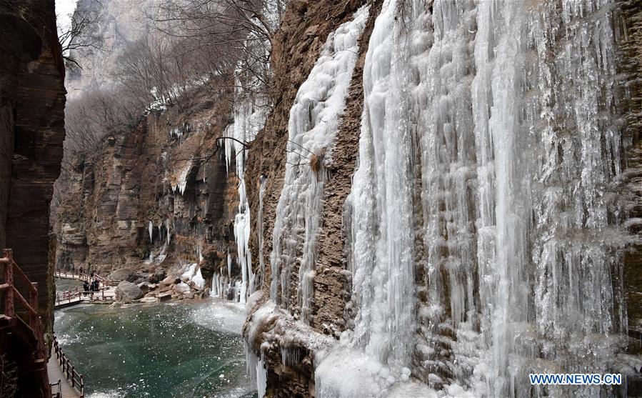 CHINA-HENAN-JIAOZUO-ICEFALL (CN)