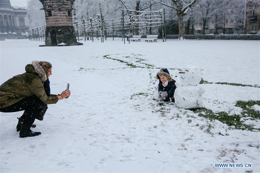 BELGIUM-BRUSSELS-SNOWFALL