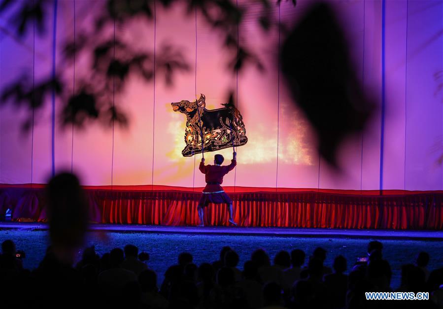 THAILAND-RATCHABURI-SHADOW PUPPET