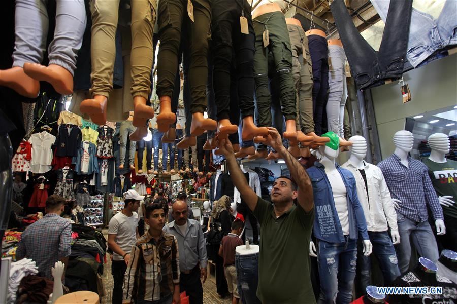 MIDEAST-NABLUS-EID AL-FITR-MARKET