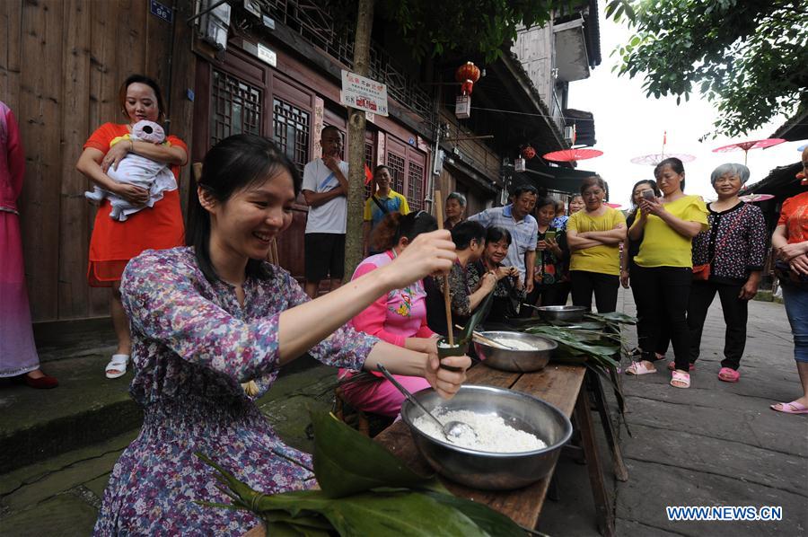 CHINA-GUIZHOU-BING'AN-DRAGON BOAT FESTIVAL-CELEBRATION (CN)