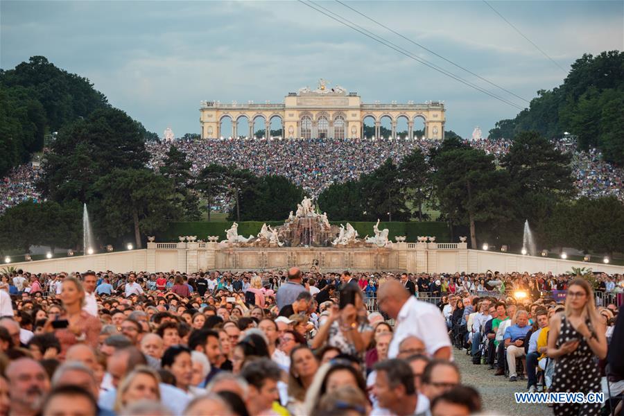 AUSTRIA-VIENNA-SUMMER NIGHT-CONCERT