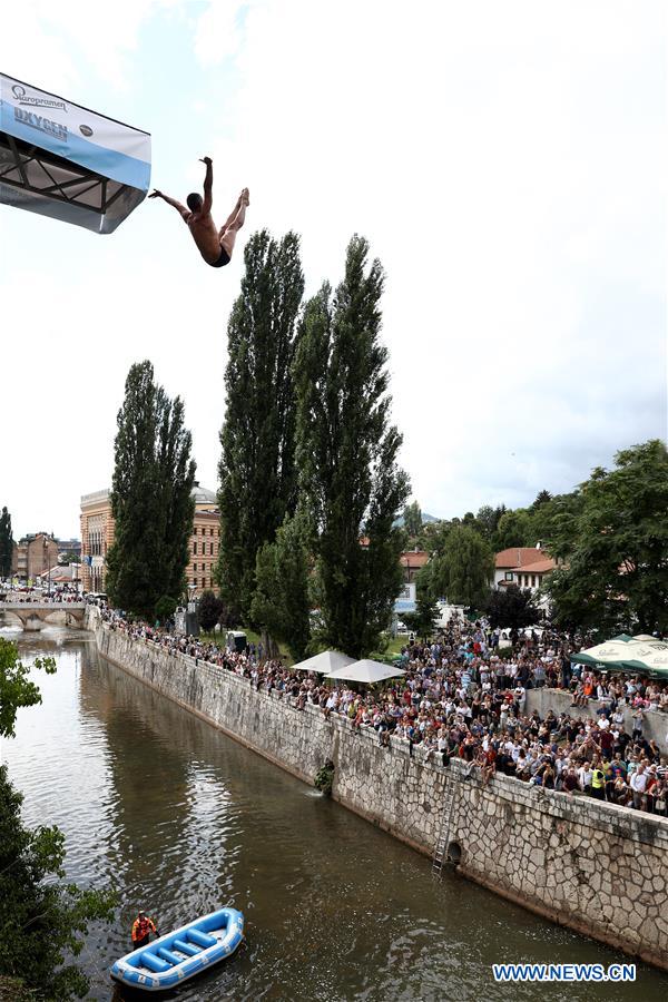 (SP)BOSNIA AND HERZEGOVINA-SARAJEVO-BENTBASA CLIFF DIVING COMPETITION