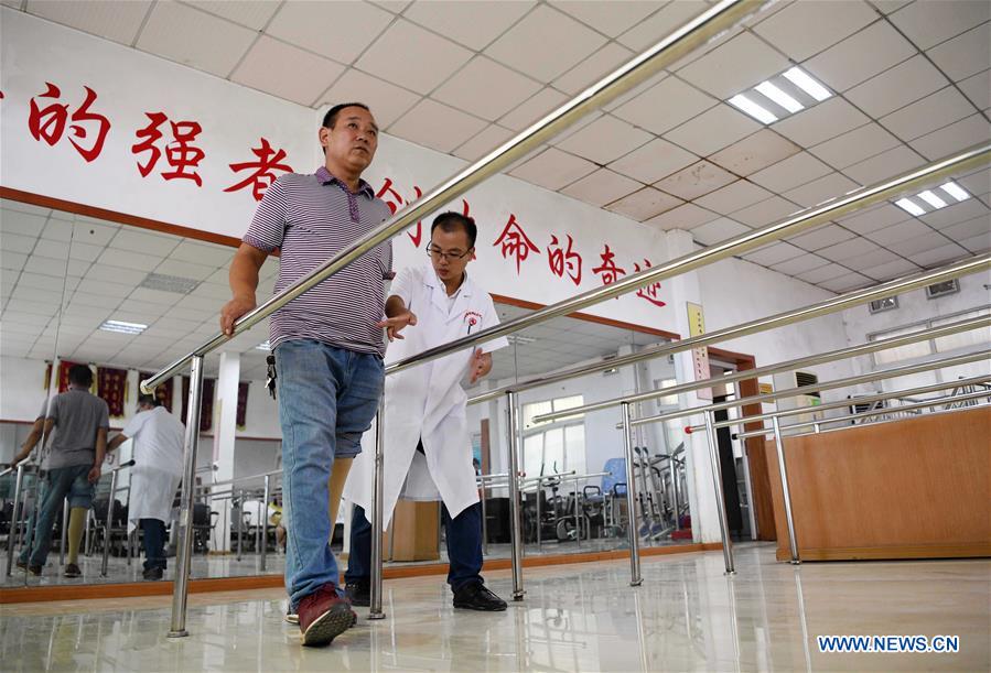 CHINA-JIANGXI-PROSTHESIS-TECHNICIAN (CN)