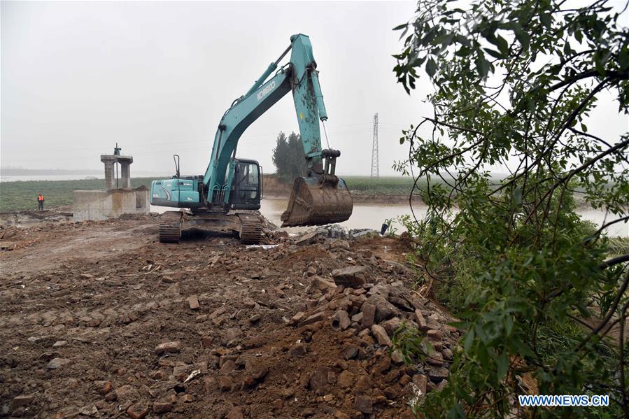 CHINA-SHANDONG-SHOUGUANG-TYPHOON LEKIMA-DIKE BREACH (CN)