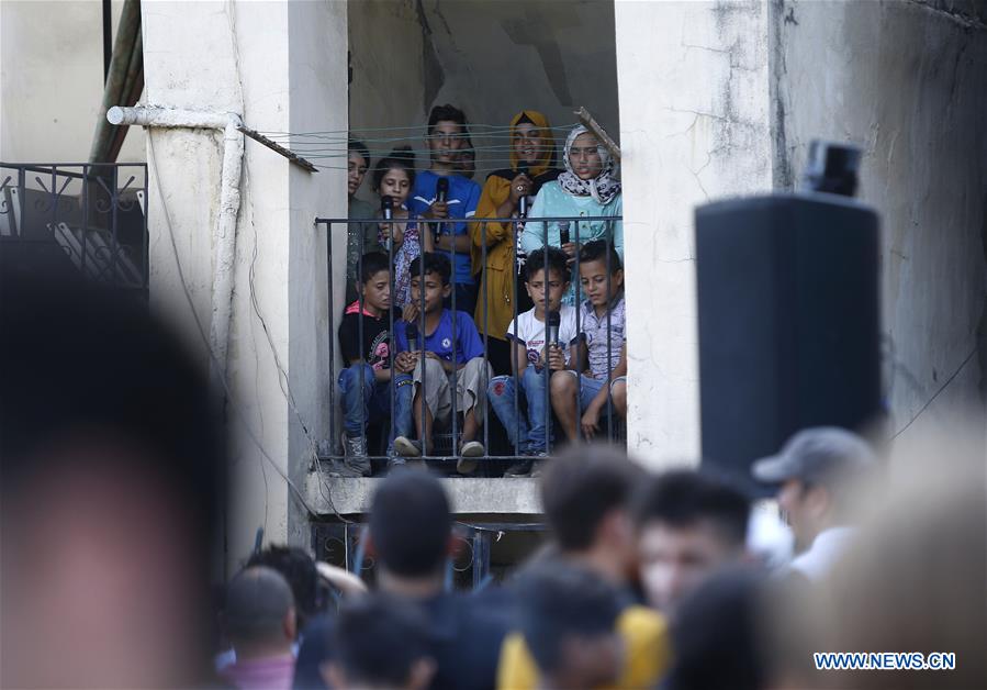 LEBANON-BEIRUT-YO-YO MA-STREET CONCERT