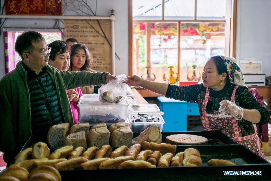 CHINA-INNER MONGOLIA-RUSSIAN BREAD SHOP (CN)