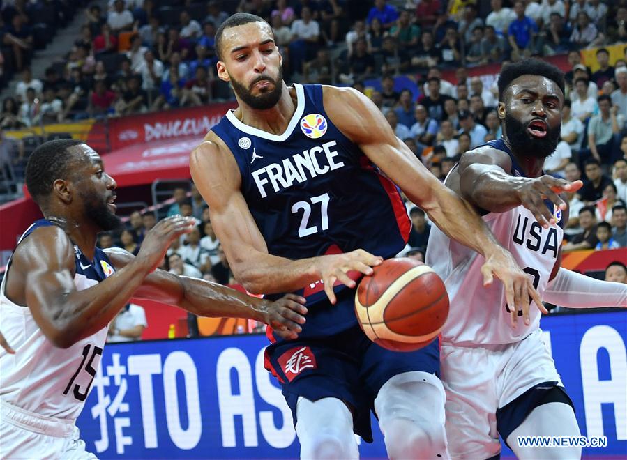 (SP)CHINA-DONGGUAN-BASKETBALL-FIBA WORLD CUP-QUARTER FINAL-USA VS FRANCE (CN)