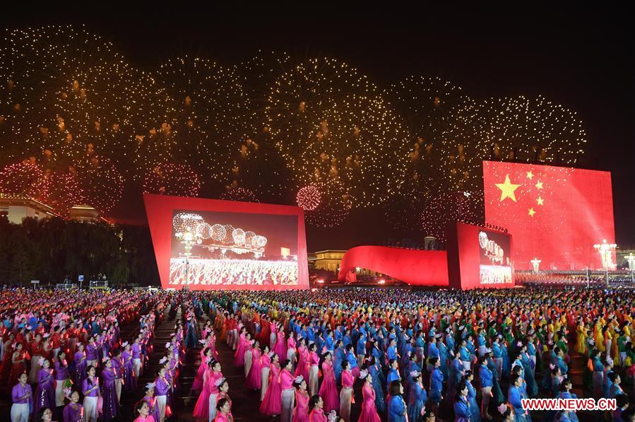 (PRC70Years)CHINA-BEIJING-NATIONAL DAY-CELEBRATIONS-EVENING GALA (CN)