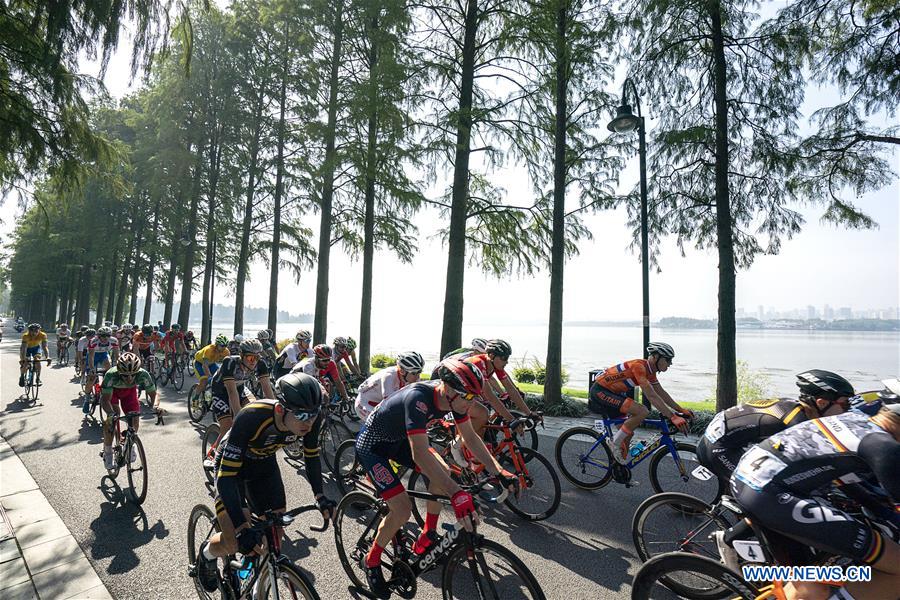 (SP)CHINA-WUHAN-7TH MILITARY WORLD GAMES-CYCLING ROAD