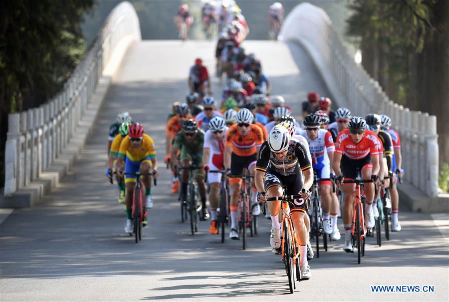 (SP)CHINA-WUHAN-7TH MILITARY WORLD GAMES-CYCLING ROAD