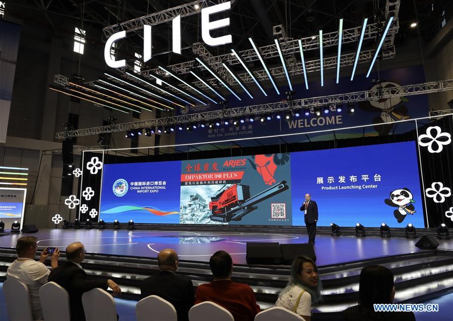 (CIIE)CHINA-SHANGHAI-CIIE-NEW TECHNOLOGY AND PRODUCT-DEBUT (CN)