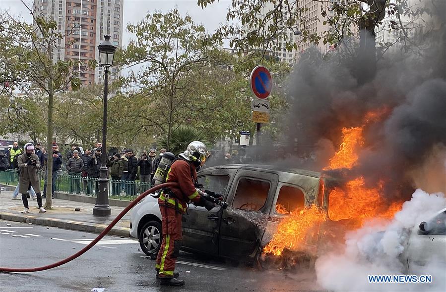 FRANCE-PARIS-YELLOW VEST-ANNIVERSARY