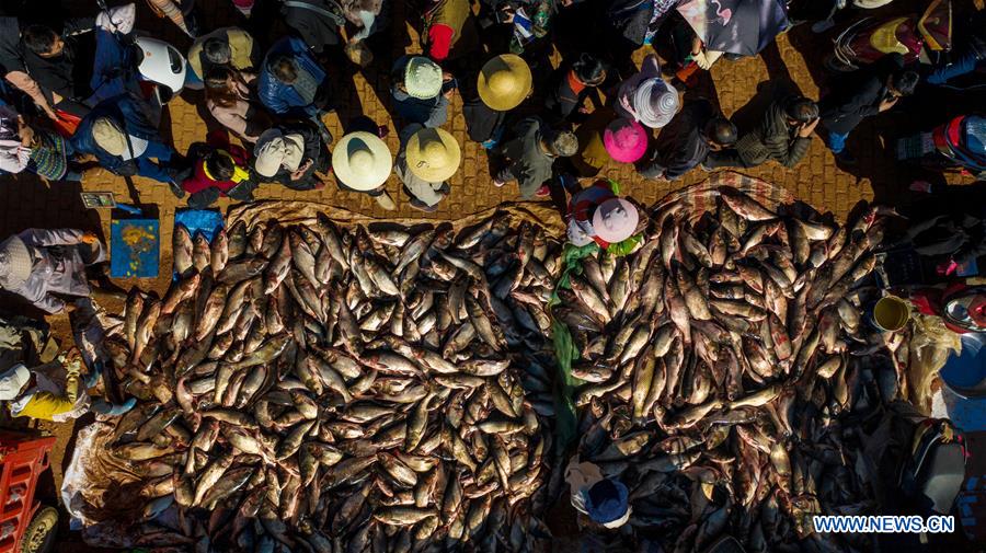 CHINA-YUNNAN-XINGYUN LAKE-FISH SEASON-START (CN)