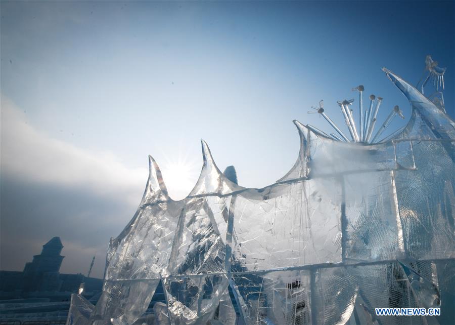 CHINA-HEILONGJIANG-HARBIN-ICE SCULPTURE-CHAMPIONSHIP(CN)