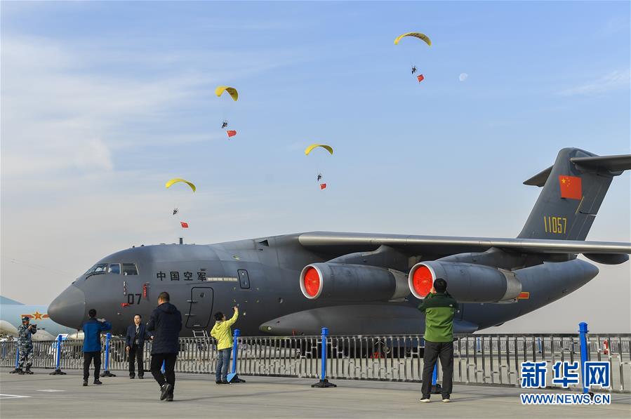 （社會(huì)）（6）慶祝人民空軍成立70周年航空開(kāi)放活動(dòng)迎來(lái)首個(gè)公眾日