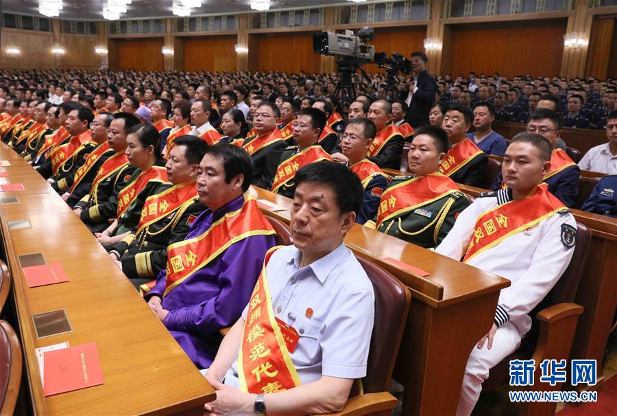 （時(shí)政）（3）慶祝中國(guó)人民解放軍建軍90周年大會(huì)在北京隆重舉行