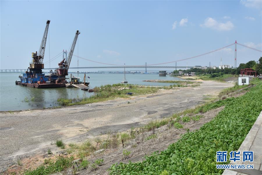 （大江奔流——來自長江經(jīng)濟帶的報道·圖文互動）（2）登岳陽樓，又見“浩浩湯湯”