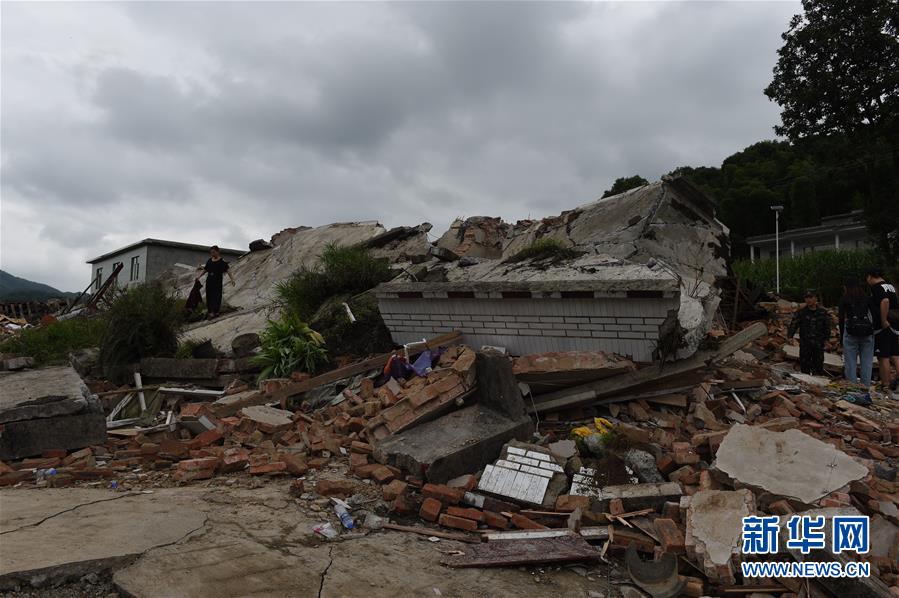 （圖文互動）（2）長寧地震獲救者李雨秦：走出傷痛 迎接新生