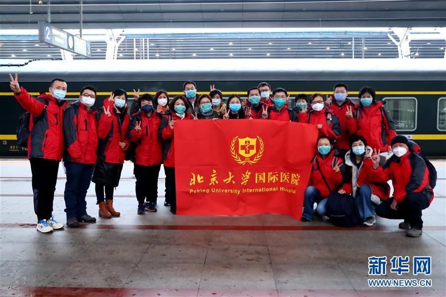 （新華全媒頭條·圖文互動）（3）“始終把人民群眾生命安全和身體健康放在第一位”——中國抗疫彰顯“生命至上、人民至上”理念