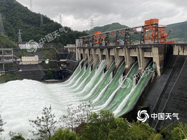 一組數(shù)字看長江流域降雨有多“暴力” 這里一天下了北京一年的雨