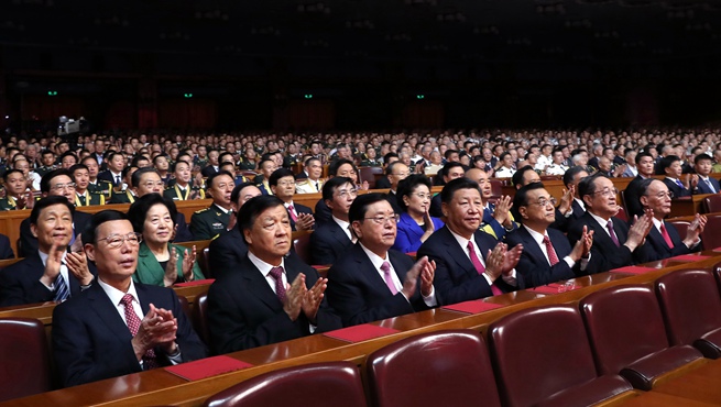 慶祝中國人民解放軍建軍90周年文藝晚會《在黨的旗幟下》在京舉行