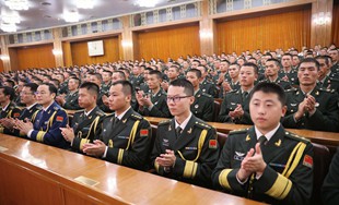 慶祝中國人民解放軍建軍90周年大會(huì)隆重舉行