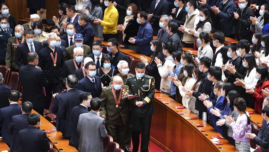 大會前，志愿軍老同志入場