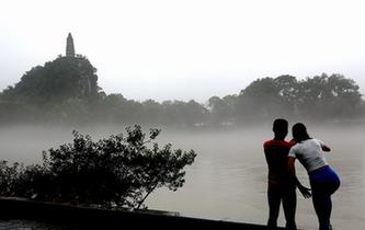 煙雨漓江